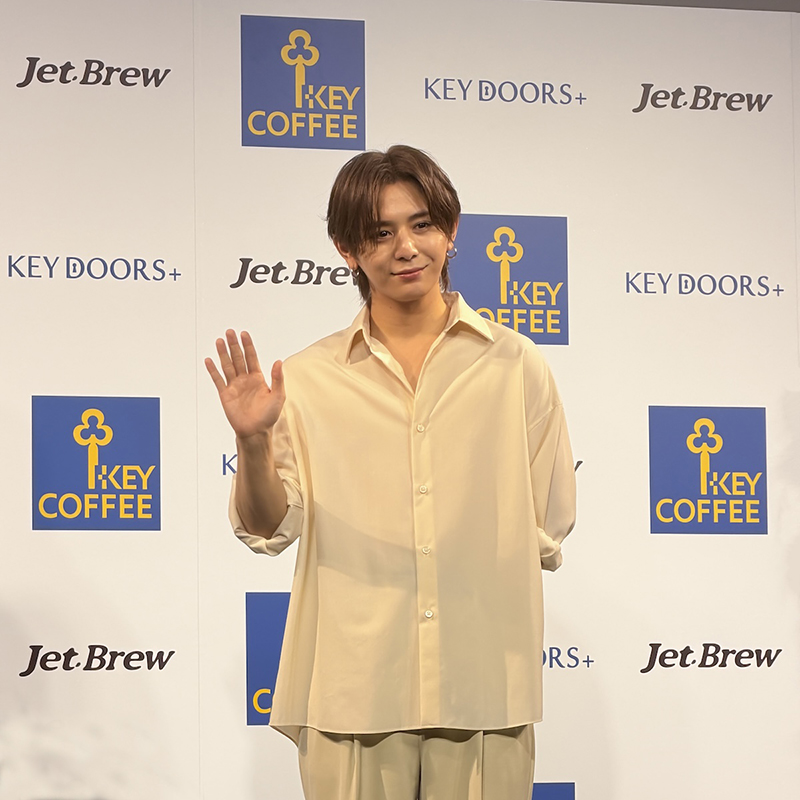 山田涼介 KEY-DOORS_RosukeYamada-e.jpg